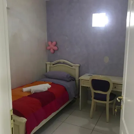 Susanna B E B Bed & Breakfast Brindisi