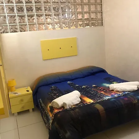 Susanna B E B 3* Brindisi